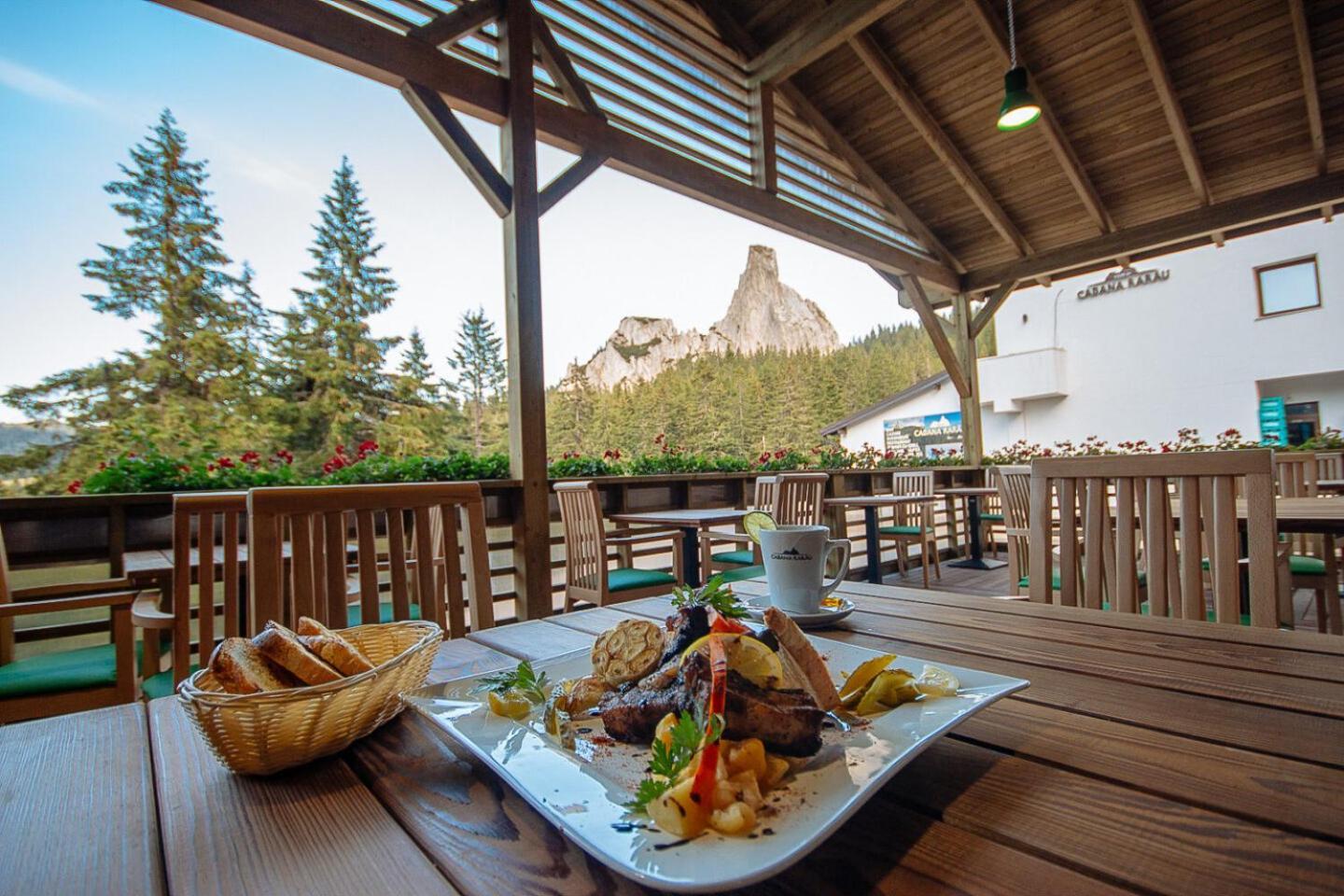 Hotel Alpin Rarau Câmpulung Moldovenesc المظهر الخارجي الصورة